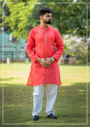 Kaaj Patti Kadai Kurta